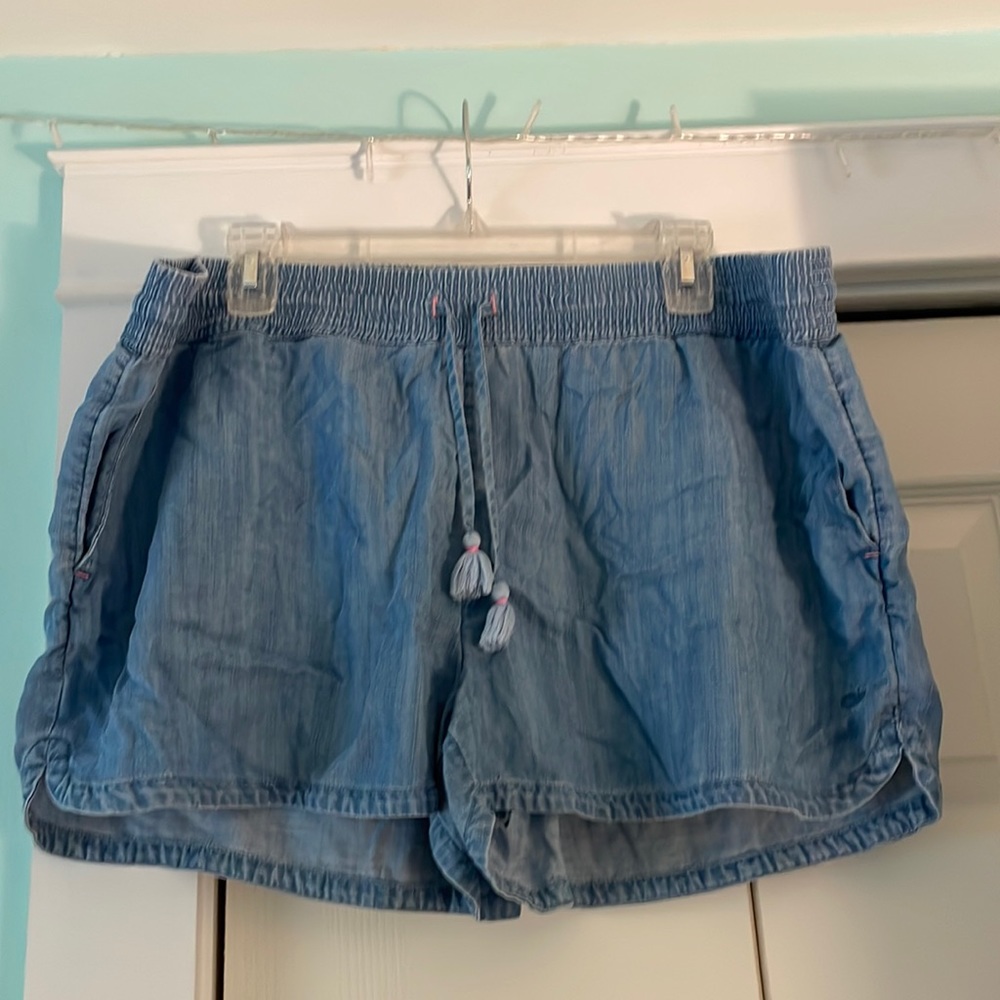 XL Vineyard Vines Women’s Chambray Pull-On Shorts